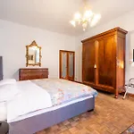 Just Urban - 3-br Canal View - 9 Min Piazza San Marco *