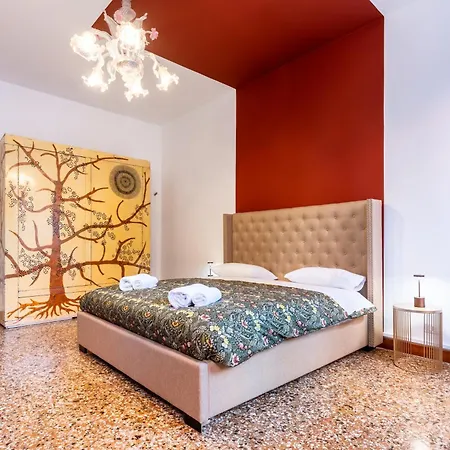 Just Urban - 3-br Canal View - 9 Min Piazza San Marco