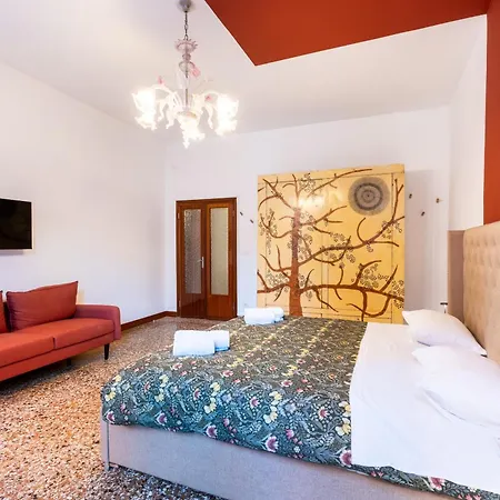 Just Urban Stays - 3-Br Canal View Apartment - 9 Min Piazza San Marco * Velence
