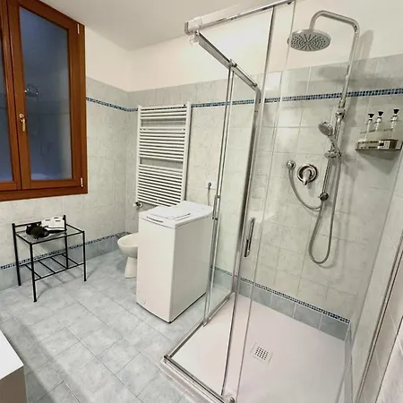 דירה Just Urban - 3-br Canal View - 9 Min Piazza San Marco *