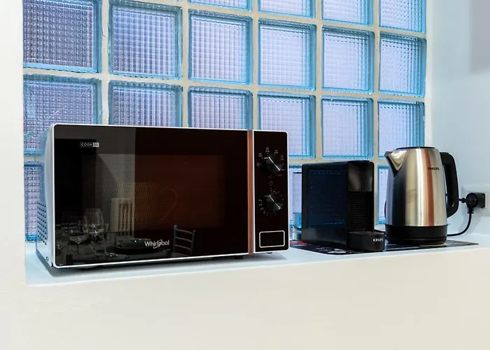 Apartman Just Urban Stays - 3-Br Canal View Apartment - 9 Min Piazza San Marco *